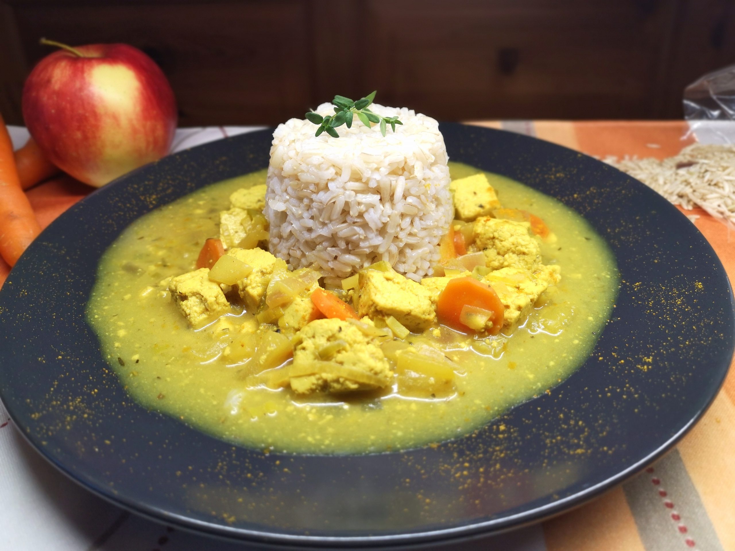 You are currently viewing Waldviertler Tofu-Curry mit Apfel